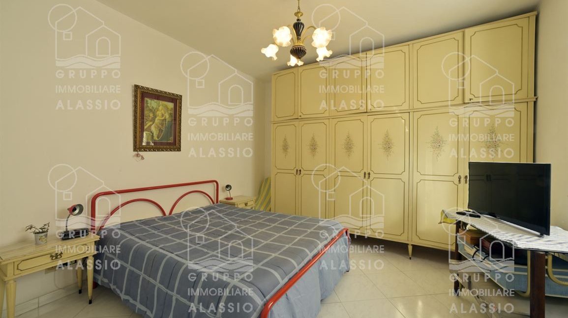 5a38c3df-164d-4e80-8674-28530e4d1861