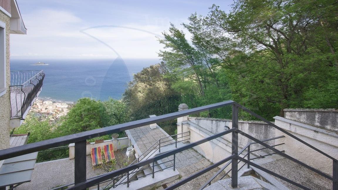 5cad5e1a-6c2f-4e91-90b7-4b56f3e4937f